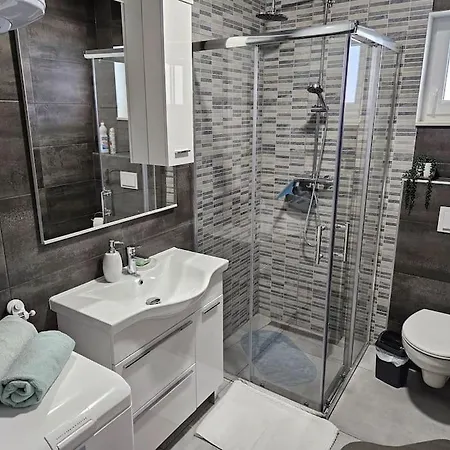 Apartman Dika Tatil Evi